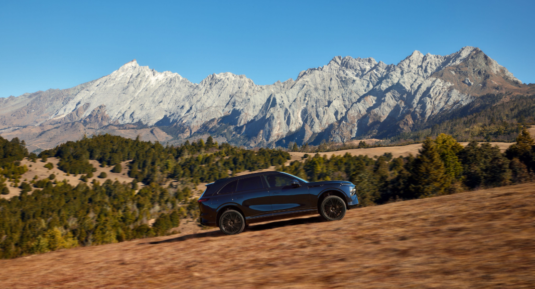 Système de conduite intelligente XPILOT ASSIST³