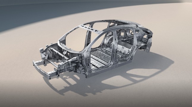 Structure caisse avec giga-casting avant et arrière